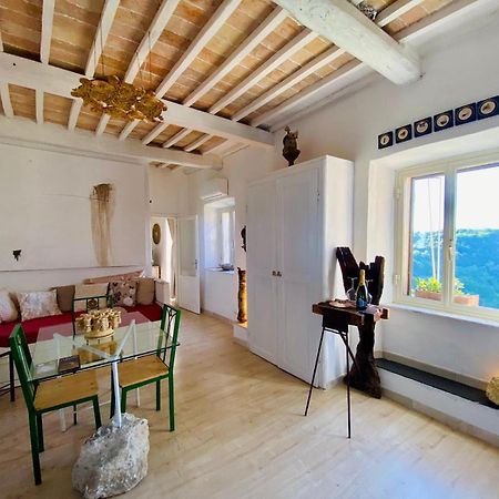 La Sorpresa Sul Bastione With Panoramic Balcony Apartamento Pitigliano Exterior foto