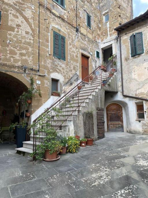La Sorpresa Sul Bastione With Panoramic Balcony Apartamento Pitigliano Exterior foto