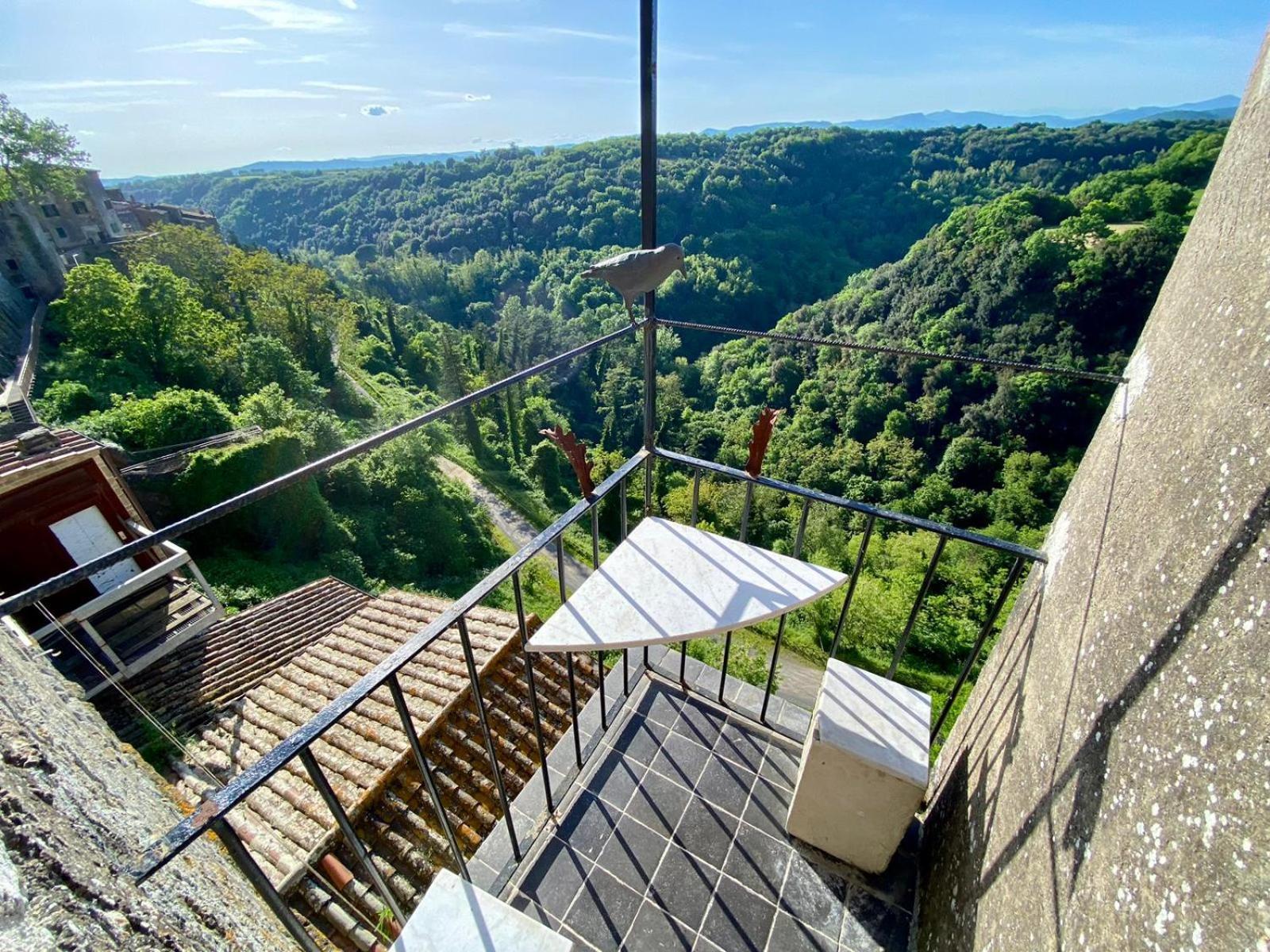 La Sorpresa Sul Bastione With Panoramic Balcony Apartamento Pitigliano Exterior foto